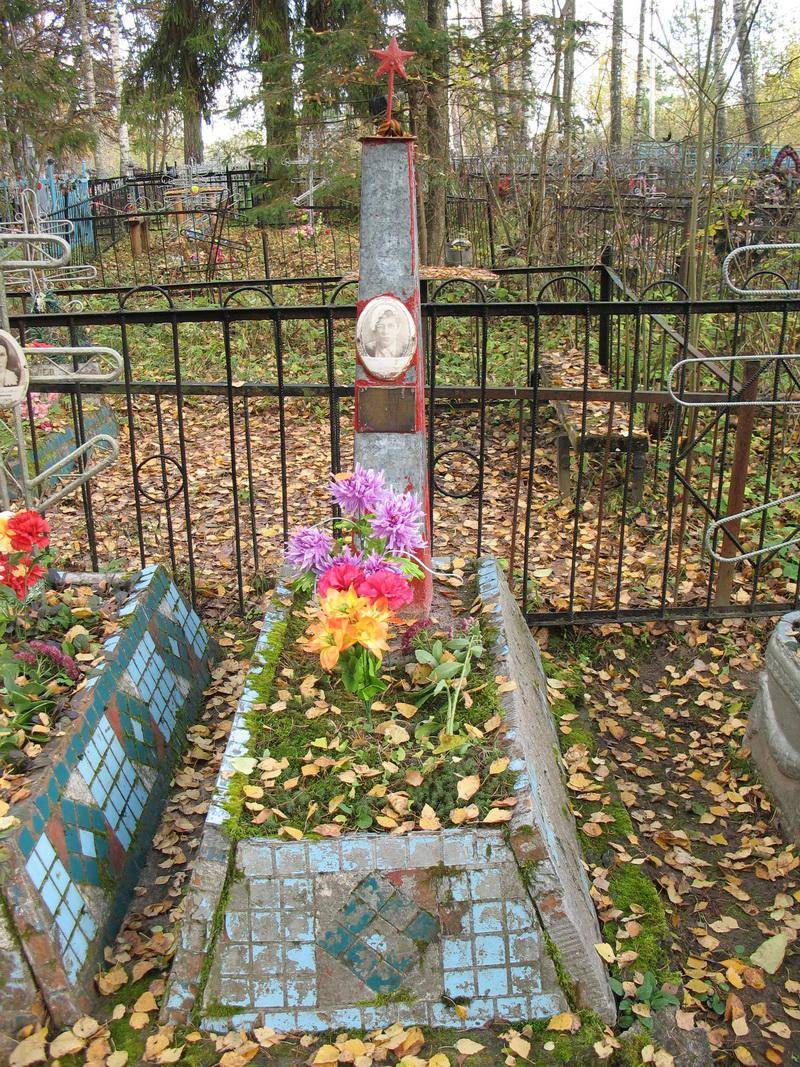 Одиночная могила партизана