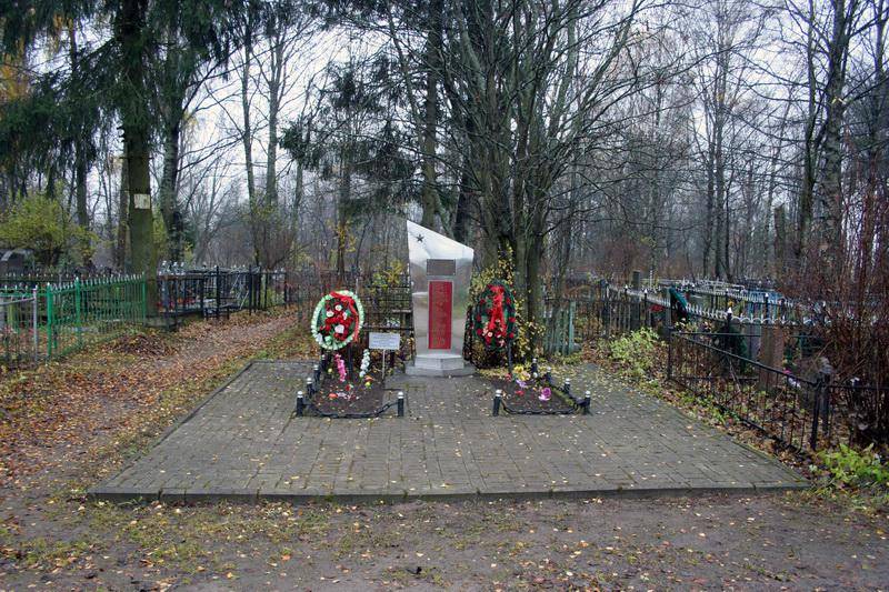 Братская могила Ленинградцев, погибших при эвакуации