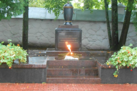 Мемориальное кладбище, Пушкинские Горы