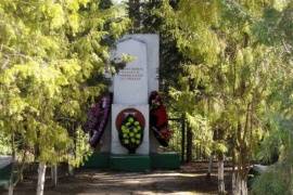 Воинское захоронение на гражданском кладбище д. Тулитово