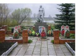 Воинское кладбище, 6 - индивидуальных могил, 1 - братская могила (захоронено 6 воинов), г. Новоржев