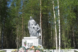 Братская могила советских воинов. Пос. Кочкома, 59-й км шоссе Кочкома — Реболы