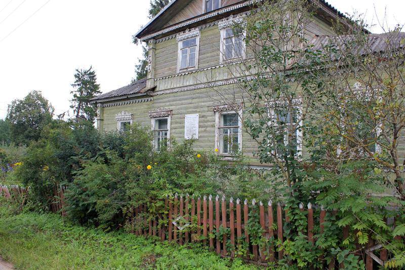 Дом, в котором находилась Осьминская оргтройка - орган Советской власти в тылу фашистов на территории, освобожденной и занимаемой партизанами