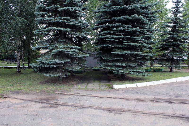 Памятник железнодорожникам - защитникам Ленинграда