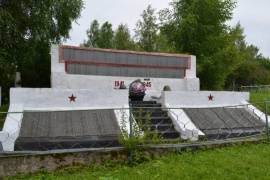 Братская могила советских воинов, с. Полново