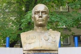 Памятник Герою Советского Союза Г.А. Емельянову