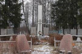 мемориальный комплекс в память односельчан, погибших в войне д.Ретно Солецкого района 