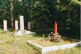 Братская могила советских воинов, 1941-1944 гг., Чудовский район, д. Крутиха