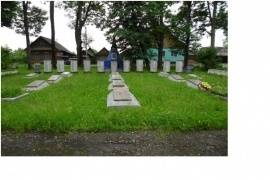 Воинское  захоронение  (две братские могилы, 11 индивидуальных могил), г. Невель, ул. Ленина 
