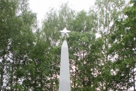 Памятник-обелиск землякам, павшим на фронтах Великой Отечественной войны, д. Ростилово