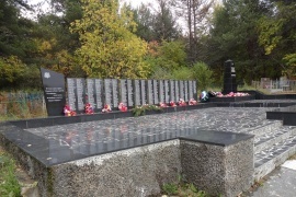 Братская могила на гражданском кладбище