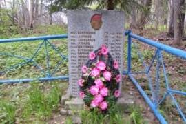 Братская могила, д. Михальцево