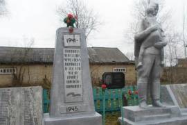 Памятник воинам, погибшим в годы Великой Отечественной войны, п. Гуляшор