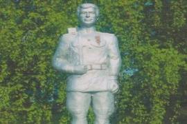 Памятник землякам, погибшим в годы Великой Отечественной войны, с. Занулье