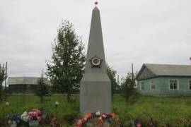 Памятник землякам-участникам Великой Отечественной войны, с. Брыкаланск