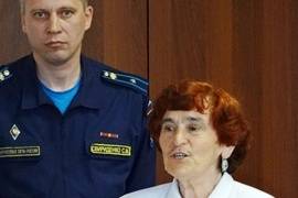 В Тихвине вручили боевую награду родственникам фронтовика спустя 72 года после подписания приказа о награждении