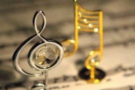 В Великом Новгороде состоялся первый концерт в рамках смотра-конкурса хоровых коллективов ветеранов области, посвящённого 70-летию Победы в Великой Отечественной войне