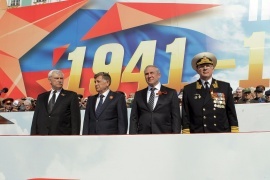 Вячеслав Макаров присутствовал на военном параде, посвященном 71-й годовщине Великой Победы