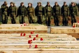 Останки 15 красноармейцев подняли поисковики из Коми в Новгородской области