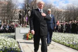Обращение губернатора Г.С. Полтавченко по случаю Дня Неизвестного солдата