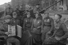 Гатчинский дворец готовит выставку о Гатчине в период немецкой оккупации