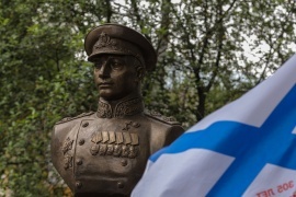В Вологде открыли памятник адмиралу Николаю Кузнецову