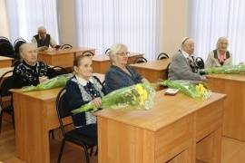 Ветеранам из Североморска вручили юбилейные медали