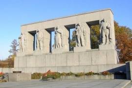 Приморский район проводит инвентаризацию памятных объектов