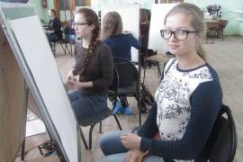 Псковичка, нарисовавшая натюрморт к 70-летию Победы, победила на межрегиональном конкурсе «Синяя птица»