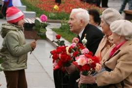 В Череповце открыта горячая линия для уточнения телефонов и адресов проживания ветеранов Великой Отечественной войны