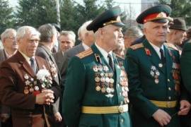 Участники Волонтерского корпуса 70-летия Победы в Великой Отечественной войне проводят встречи с ветеранами