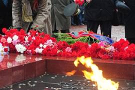 Завтра чиновники мэрии возложат цветы к Могиле неизвестного солдата