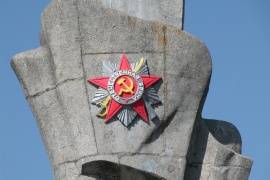 В Полежаевском парке откроют стелу