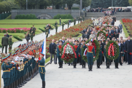В Петербурге в День памяти жертв блокады проходят траурные церемонии